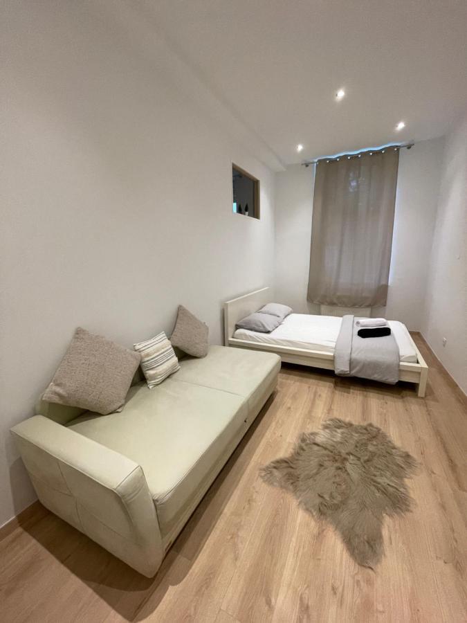 Cozy 8-Person Home In Vienna Located At Haberlgasse 82 N1 Kültér fotó